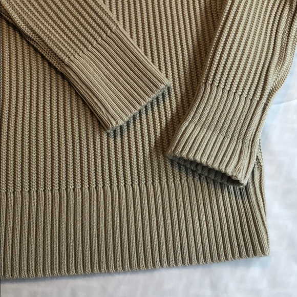 S.N.S Herning Patent crew neck beige M - Picture 4 of 6